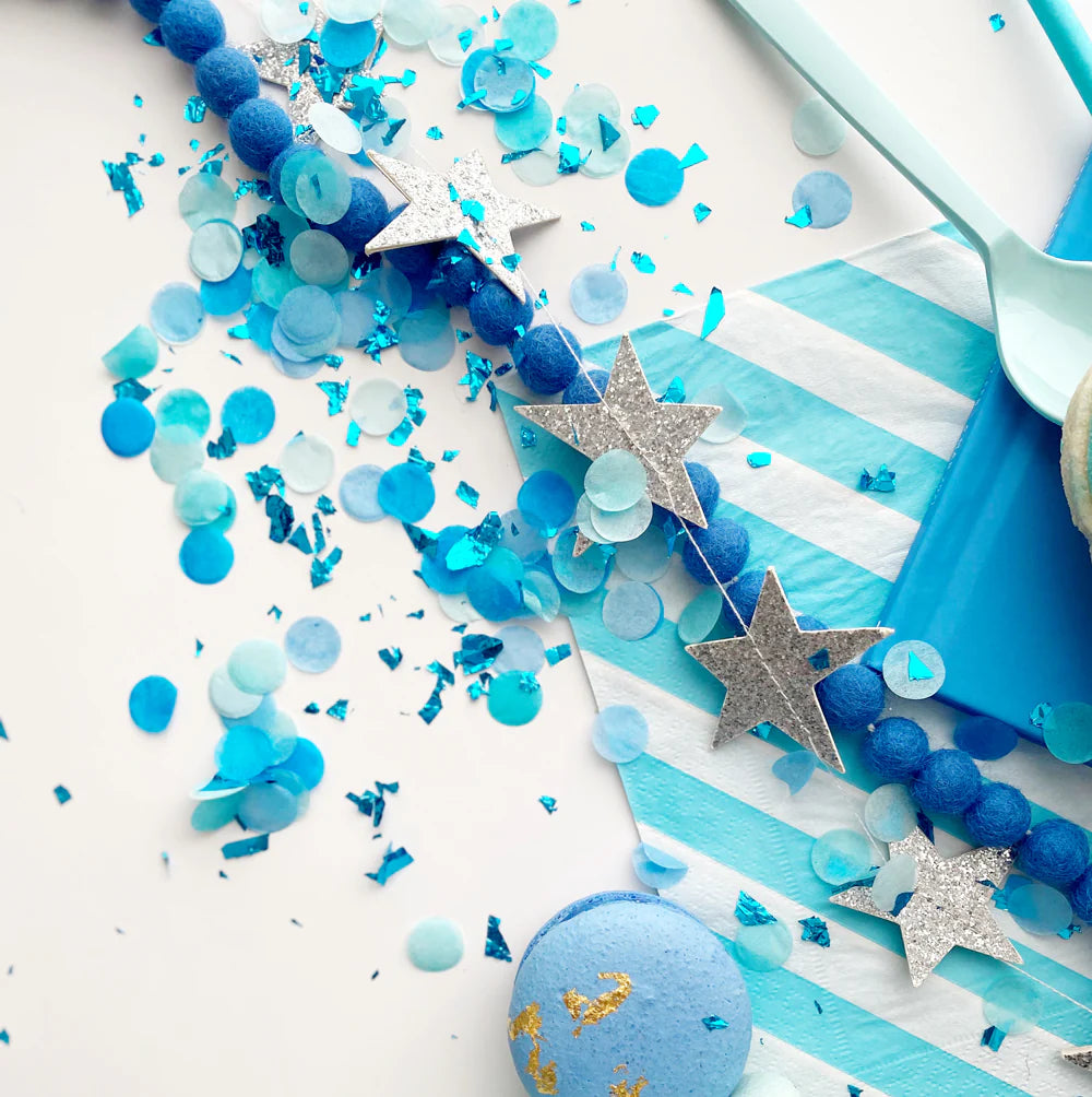 Table Confetti in Blue